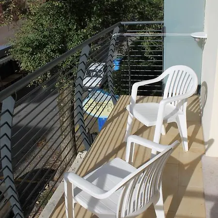 Esperia Ξενοδοχείο *