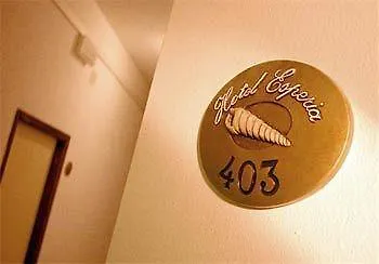Esperia Hotel