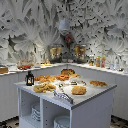 Esperia Ξενοδοχείο *